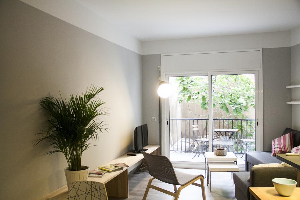 Idyllic Apartment With Terrace Barcelona Værelse billede