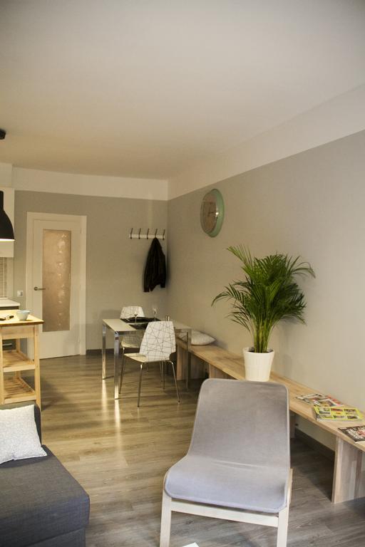 Idyllic Apartment With Terrace Barcelona Værelse billede